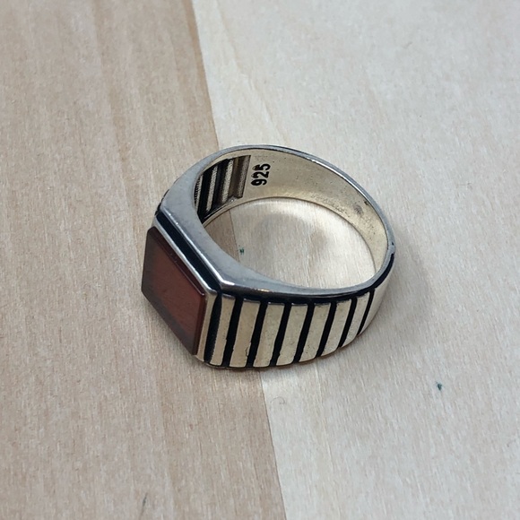 925 Silver Red Agate Mens Ring - Picture 3 of 4